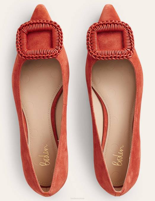 Boden chaussure daim tomate femmes ballerines pointues LB2X2608