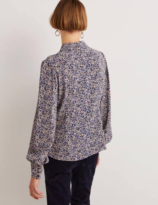 Boden vêtements bleu persan et grappe de feuilles femmes chemise ajustée à pinces LB2X2538