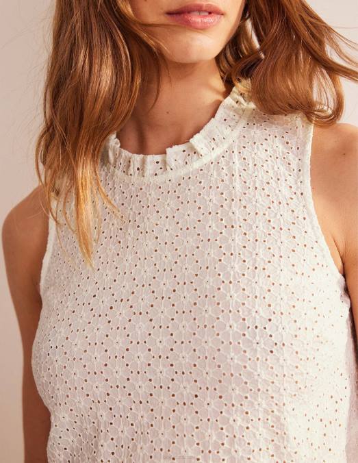 Boden vêtements Ivoire femmes haut à basque brodé LB2X1414