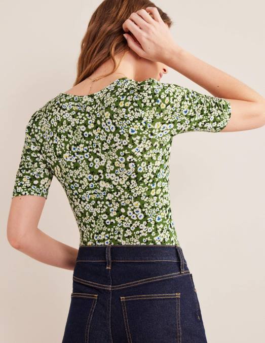 Boden vêtements Park Ranger et floraison du cœur femmes haut imprimé froncé sur le devant LB2X1976