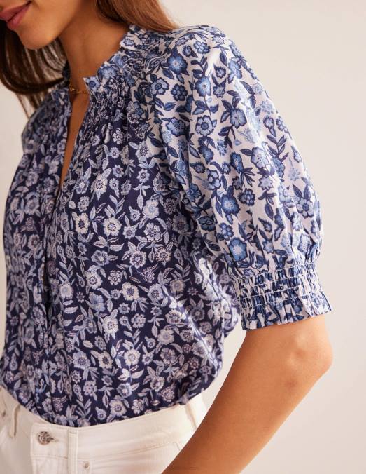 Boden vêtements bleu porcelaine et fleur de pensée femmes haut en coton remixé LB2X151
