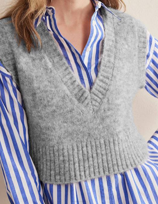 Boden vêtements gris mélangé femmes débardeur court duveteux à col en V LB2X1653