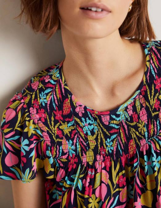 Boden vêtements marine française et feuillage tropical femmes haut smocké imprimé layla LB2X1972