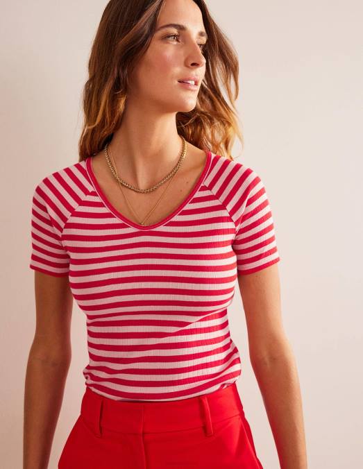 Boden vêtements peau de pêche et rayures de piment fort femmes t-shirt côtelé à col en V Anna LB2X196