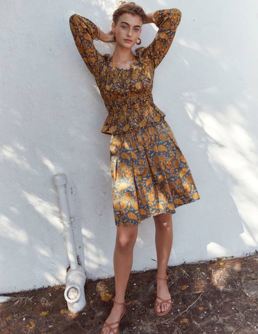 Boden vêtements récolte d'or et terrasse motif cachemire femmes haut à basque et taille froncée LB2X1536