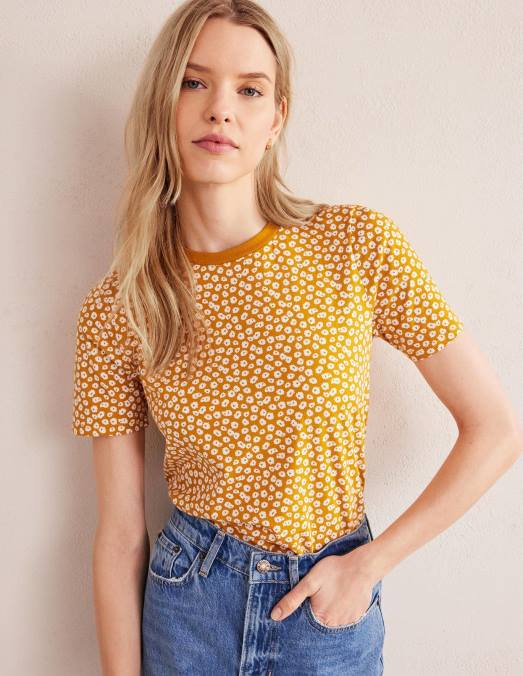 Boden vêtements timbre de récolte d'or et de pivoine femmes t-shirt imprimé à col rond LB2X1964