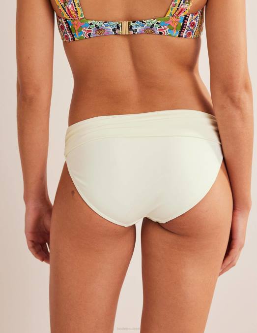 Boden vêtements Ivoire femmes bas de bikini classique à plis LB2X302