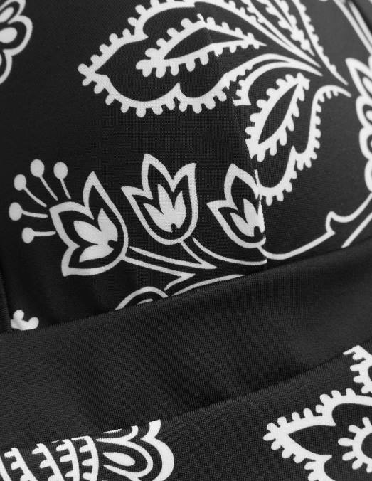 Boden vêtements floral noir et blanc femmes maillot de bain triangle à empiècements LB2X217