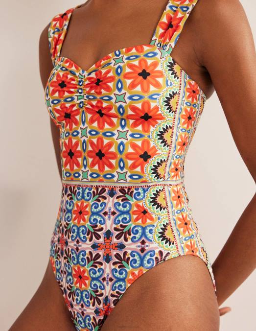 Boden vêtements lys tigré et géo tapisserie femmes maillot de bain plissé en forme de cœur LB2X2472