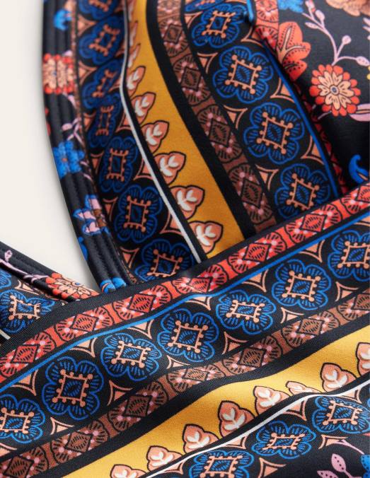 Boden vêtements noir et pétale de lotus femmes maillot de bain plongeant à ficelle LB2X954