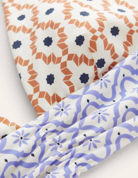 Boden vêtements transe multi et géo femmes haut de bikini dos nu à détail de nœud LB2X1540