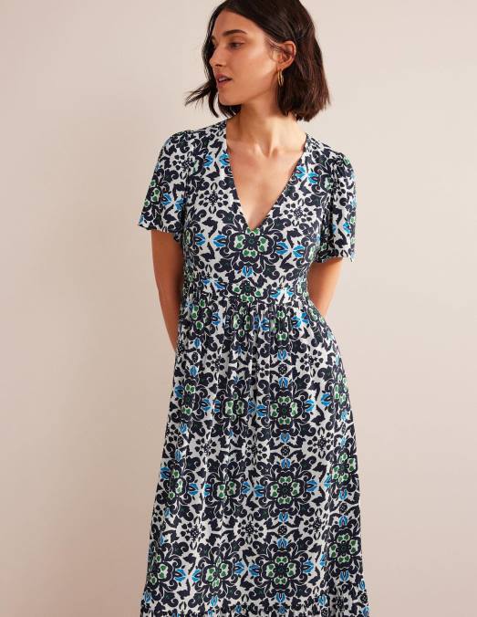 Boden vêtements bleu marine et opulent femmes robe longue à volants et col en V LB2X1057