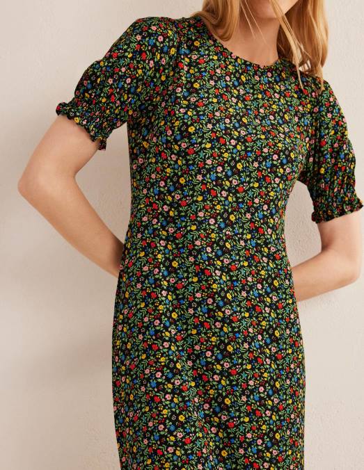 Boden vêtements feuillage noir et pétale femmes robe mi-longue à manches courtes LB2X2536