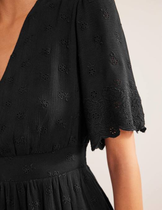 Boden vêtements noir femmes robe longue à broderies LB2X1235