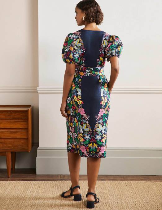 Boden vêtements paradis marine et exotique femmes robe mi-longue en lin à manches bouffantes LB2X2563