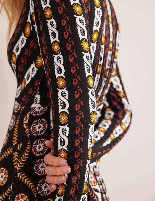 Boden vêtements rayure noire et opulente femmes robe mi-longue en jersey LB2X1051