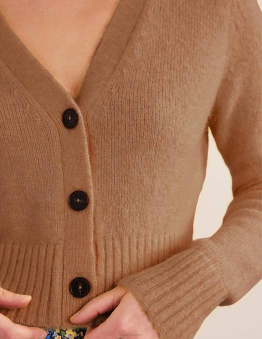 Boden vêtements mélange de chameau femmes cardigan court duveteux à col V LB2X1817