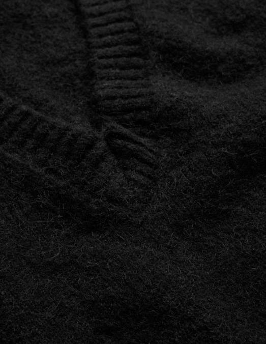 Boden vêtements noir femmes pull court duveteux à col V LB2X1707