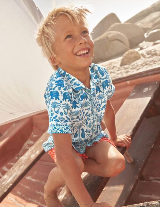 Boden vêtements bloc de bois saphir tropical garçons chemise imprimée à bordure LB2X856