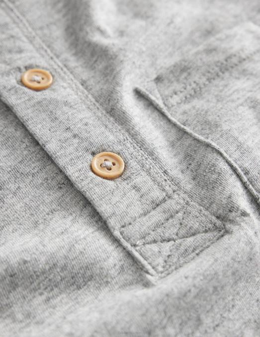 Boden vêtements gris chiné garçons t-shirt henley en coton lavé LB2X3029