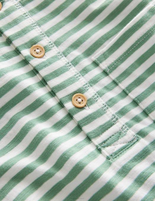 Boden vêtements ivoire/vert csarite garçons t-shirt henley en coton lavé LB2X3173